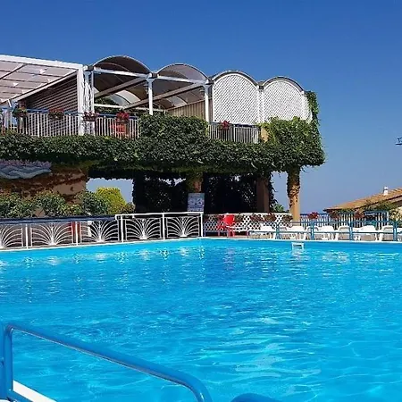 Apartament Oltremare Club